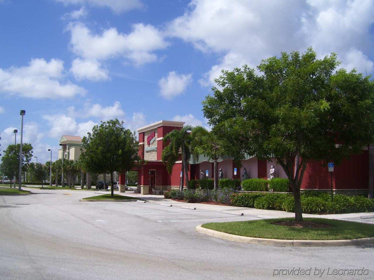 Hampton Inn & Suites Wellington Royal Palm Beach Eksteriør bilde